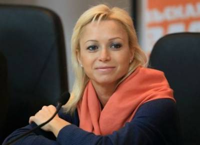 Елена Бережная рассказала, что бывший муж избегает общения с ее детьми