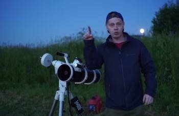 Астроном-любитель из Вологды Александр Смирнов «засек» на небе комету NEOWISE (ВИДЕО)