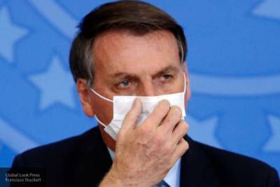Госдума раскритиковала поступок зараженного COVID-19 президента Бразилии