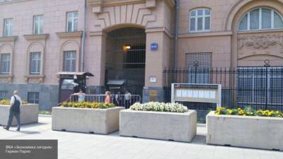 Посольство США вмешивается в дела России, "беспокоясь" об аресте Сафронова