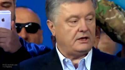 Экс-президент Украины Порошенко сломал камеру оператору киевского телеканала