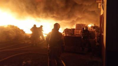 Пожар на территории «Казаньнефтепродукта» в Казани локализован
