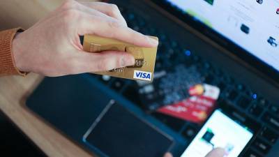 Количество краж с карт через фейковые интернет-магазины выросло в 6 раз