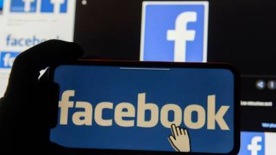 Facebook заблокировал аккаунты, связанные с Роджером Стоуном, Украиной и президентом Бразилии