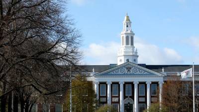 Гарвард и МТИ подали иск против ужесточения правил выдачи студенческих виз