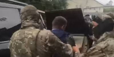 Появилось видео задержания главы Хабаровского края Сергея Фургала