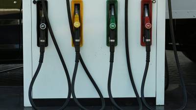 В Госдуме намерены разобраться с повышением цен на бензин в стране