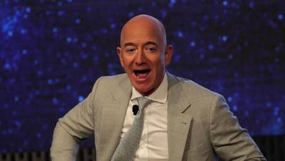 Состояние главы Amazon Безоса превысило рекордные $180 млрд
