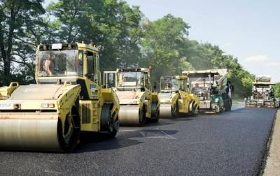 Во Львовской области уже отремонтировано 80 км дорог в рамках "Большой стройки"