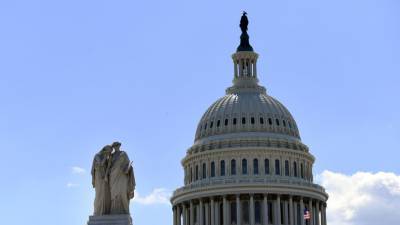В США заявили о значительном росте дефицита бюджета страны в июне