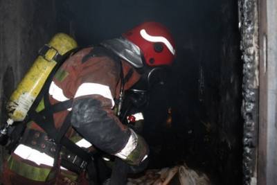 Очередной пожар: в Киеве вновь горела квартира в многоэтажке