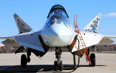 Какое вооружение получит новый российский истребитель Су-57 — сравнение с зарубежными аналогами