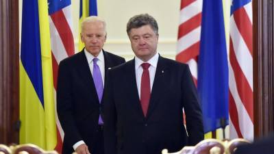 Порошенко использовал ВСУ для терактов в Крыму, но Байден не одобрял слишком явное участие Киева