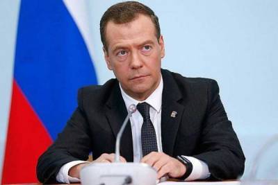 Медведев призвал россиян обратить внимание на внутренний туризм