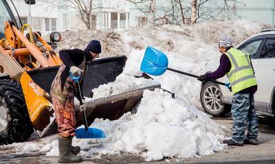 В Нижнем Новгороде чиновники заказали летнюю уборку снега за 15 млн рублей