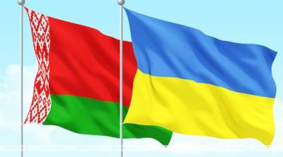 Беларусь и Украина стремятся к сохранению сотрудничества на уровне регионов - посол