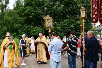 В Андреапольском районе день памяти патриарха завершили крестным ходом