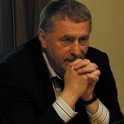 Жириновский устроил демарш на пленарном заседании Госдумы