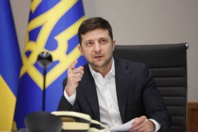 Зеленский считает, что многие украинские предприятия закрылись из-за низкого курса гривны