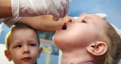 Киевлян просят срочно сделать детям прививки от опасной инфекции