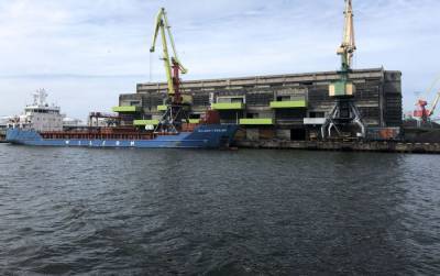 Экспорт товаров из Латвии застопорился: арендаторы Вентспилсского порта по уши в долгах
