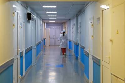 В Свердловской области коронавирусом заболели почти 400 врачей