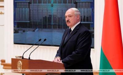 Лукашенко заявил, что хорошо воспринимает разные точки зрения