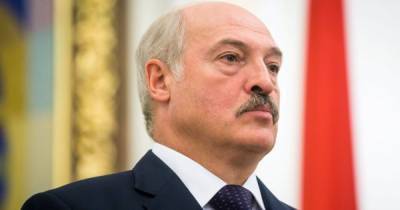 "Сказал не то, обзовут еще похлеще": Лукашенко обещает "навести порядок" со свободой слова в Беларуси