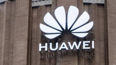 Властям США запретят сотрудничать с использующими Huawei и ZTE компаниями