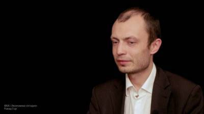 Янис Кузинс считает блокировку RT в Прибалтике частью инфовойны против РФ
