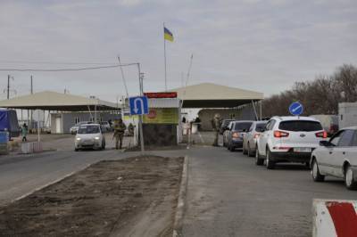 Украина попытается упростить для пенсионеров пересечение КПВВ на Донбассе