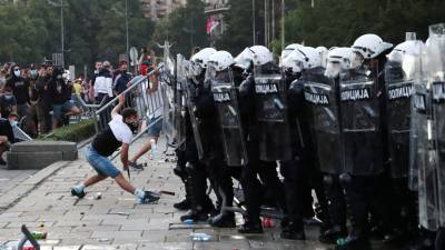 В Сербии задержали 153 участника беспорядков