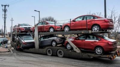 Существенно сократился экспорт автомобилей из России