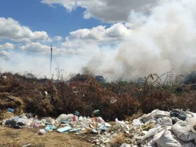Под Харьковом горел мусорный полигон