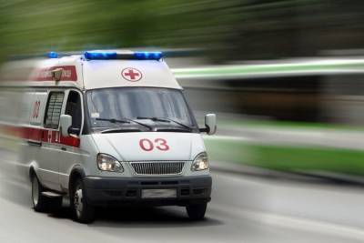 Три человека пострадали в аварии в Киришском районе