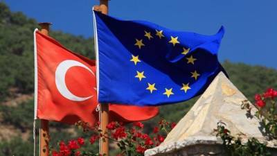 Турция угрожает ЕС санкциями, прикрывая свою агрессию в Ливии и Средиземном море