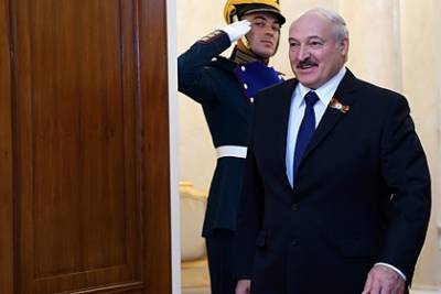 Лукашенко заявил о готовности перераспределить полномочия и поменять Конституцию