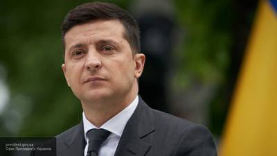 Юрист призвал Зеленского уйти в отставку после циничного обмана избирателей