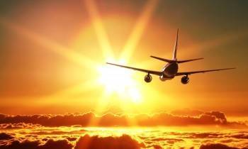 Авиасообщение с другими странами могут возобновить уже в середине августа