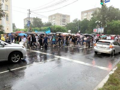 В Хабаровске четвертую неделю продолжаются протесты в поддержку арестованного экс-губернатора