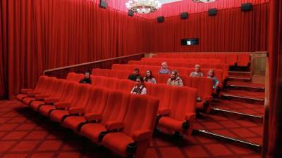В Подмосковье заработают кинотеатры и санатории
