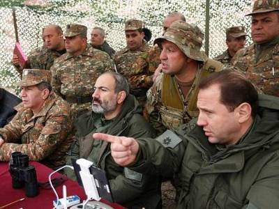 Москва свергнет Пашиняна и заменит его министром обороны Тонояном?