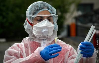 Коронавирусом в России заразились еще 5 462 человека