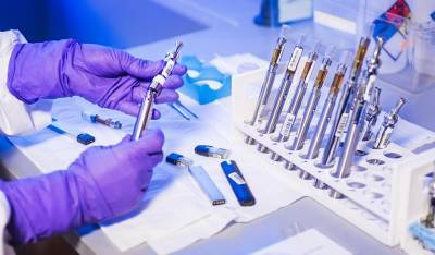 Массовая вакцинация россиян от коронавируса начнется в октябре