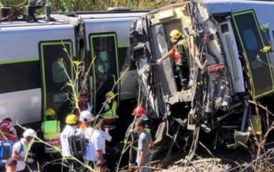 Столкновение поезда с машиной в Португалии: число жертв и пострадавших возросло