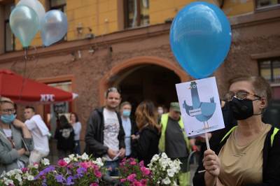 В городах России проходят акции солидарности с митингующих в Хабаровском крае