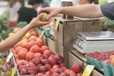 В России резко выросли оптовые цены на яблоки