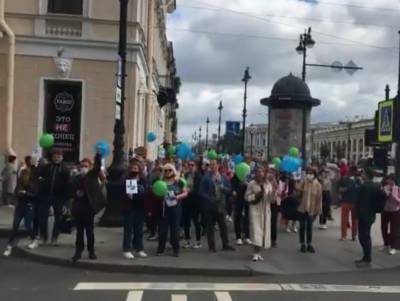 Акции солидарности с Хабаровском проходят по всей России. Идут задержания
