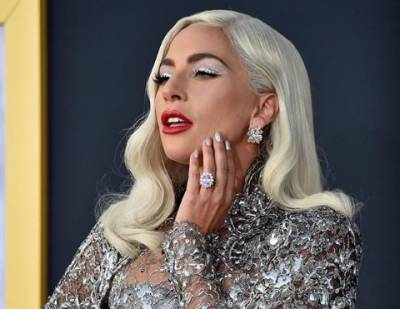 Ариана Гранде и Леди Гага поделили лидерство на премии MTV VMA