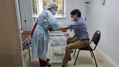 Казахстанский учёный, получивший прививку от Covid-19: Хотел убедиться в безопасности вакцины наших партнёров